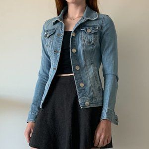 Guess Light-Wash Denim Jacket